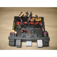 Блок бортовой сети (блок управления BCM) Volkswagen Passat B6 2010 3C8937049D