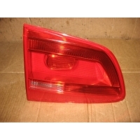 Фонарь крышки багажника левый Volkswagen Touran 2 2011 1T0945093