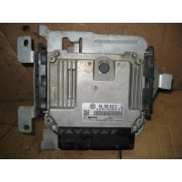 Блок управления двигателем Volkswagen Touran 2 2011 03L906018D