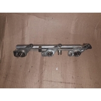 Топливная рампа Mercedes E W212 2012 A2760703995,A2781530028
