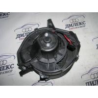 моторчик печки Audi Allroad quattro 2005-2012 2008 4F0820020A
