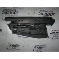 ящик для инструментов Audi Allroad quattro 2005-2012 2008 4F5012111A