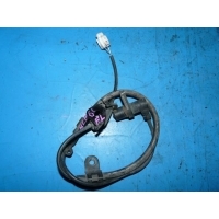 датчик abs Toyota Ist NCP61 2002 89543-52010