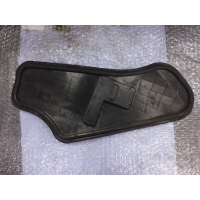 Пыльник Audi Q5 8R 2009 8R0839916B, 8R0839916E, 8R0839916D
