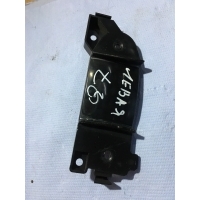 Кронштейн Audi Q7 4L 2006 4L0857817
