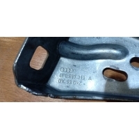 Кронштейн Audi А6 4F 2011 4F0857319A