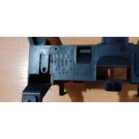 Крепление Audi А6 4F 2011 4F0907179