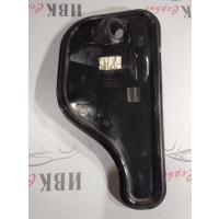 Крышка Audi Q5 8R 2009 8R0837915E, 8R0837915B