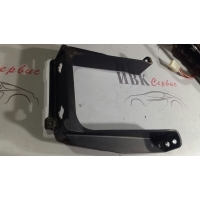 Кронштейн Volkswagen Touareg 7L6 2008 7L0945083B