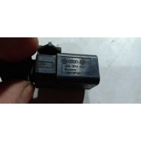 Разъём Audi Q7 4L 2007 3B0973813