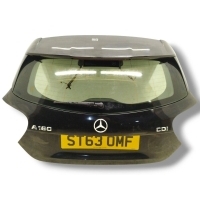 крышка (дверь) багажника Mercedes-Benz A-Класс W176 2013 A1767400105,A1767402200
