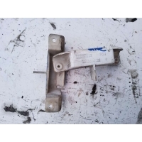 Крепление бампера Renault Megane 1 1997 7700421200,7700834209