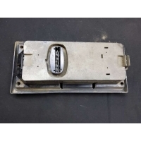 Панель (плата) заднего левого фонаря Volkswagen Transporter T3 1988 251945255f,251945111f
