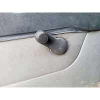 Ручка стеклоподъемника Mercedes 100 1995