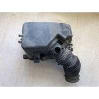 Корпус воздушного фильтра Toyota RAV 4 3 (CA30) ZSA30, ZSA35, ACA30, ACA33, ACA31, ACA31W, ACA36W, ALA30, ACA35, ASA33, ASA38, GSA33, GSA38, QEA38, ACA38 2008 17705-28251,17881-28260