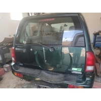 Suzuki гранд vitara i крышка багажника багажника