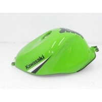 Kawasaki zx9r ninja 02-03 бачёк топлива бак оригинал
