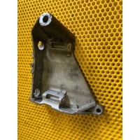 Кронштейн генератора VOLKSWAGEN TOUAREG 7L 2004 070903143C, 070903139B