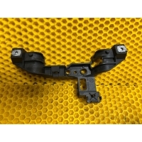 Кронштейн крепления подлокотника VOLKSWAGEN TOUAREG 7L 2007 7L6863843