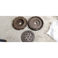 Маховик + комплект сцепления Renault Megane K4M 8200008007, 8200539048, 122029310, 7701477055, 7701477017, 302055490R, 7711134857, 7711134827, 302057303R, 7711135431, 7701477112