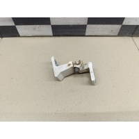 Петля двери VW Jetta 2011> 8K0831401H