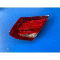 Фонарь крышки багажника правый Mercedes C W205 2017 A2059066800