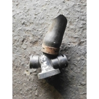 Фланец (тройник) системы охлаждения Volkswagen Transporter T4 1994 074121132