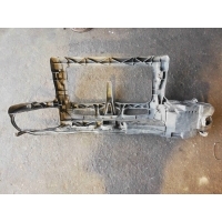 Передняя панель крепления облицовки (телевизор) Volkswagen Golf 4(1997-2004) 2000 1J0805594