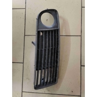 Заглушка (решетка) в бампер Audi A6 C5(1997-2004) 2002 4B0807682S