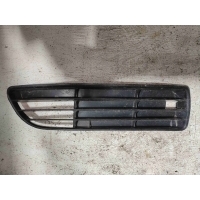 Заглушка (решетка) в бампер Audi A4 B5(1994-2001) 2000 8D0807346G