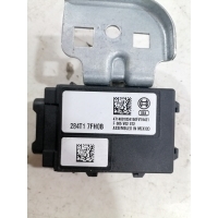 Бардачок Nissan Qashqai J11 (2013-2022) 2021 284T17FH0B