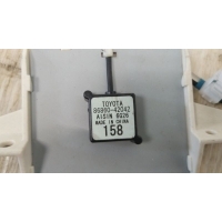 Антенна TOYOTA RAV 4 IV 2017 8686042042