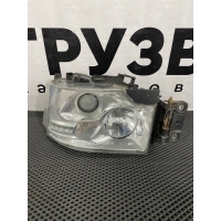 фара левая Renault T 89207611,7482251331