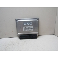 Блок управления двигателем VW Passat (B5+) 2000-2005 4B0906018CM