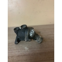 Корпус термостата Mazda 626, 323 MPV II Daewoo FS0515176 FS0515176