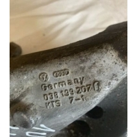 Кронштейн двигателя правый VW GOLF IV/BORA, Octavia Audi 038199207J 038199207J