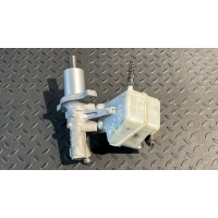 Цилиндр тормозной главный Mercedes C/W204 2006-2015 A0064301601