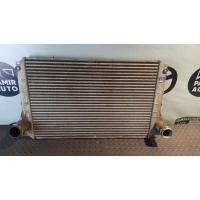 Интеркулер Toyota Avensis/2 2003-2009 179400R010, JD1271002220