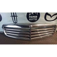 Решетка радиатора Mercedes C/W204 2006-2015 A2048801483