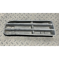 Решетка в бампер Volkswagen Golf/4 1997-2006 1J0853665B