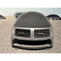 Дефлектор воздушный Mercedes E/W211 2002-2009 A2118301854, A2118310036