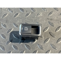 Кнопка стеклоподъемника Mercedes C/W204 2006-2015 A2048707358, id75172