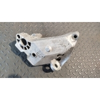 Кронштейн двигателя Volkswagen Golf/4 1997-2006 038199207H