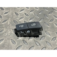 Кнопка центрального замка Mercedes C/W204 2006-2015 A2048706410
