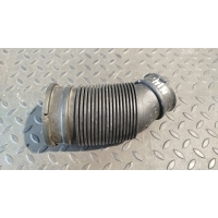Патрубок воздушного фильтра Opel Zafira/B 2005-2014 55355563