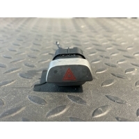 Кнопка аварийной сигнализации Ford Focus/2 2004-2011 1556970