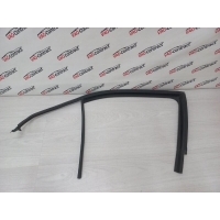 Уплотнитель стекла двери Skoda Rapid 2014 5JA839432F