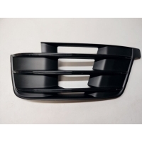 Решетка бампера Audi Q7 4M0807681