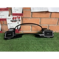 Дефлектор воздушный Volkswagen Touareg 2 7P2857226
