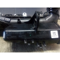 Коллектор впускной Mercedes C W205 2016 A2740900337